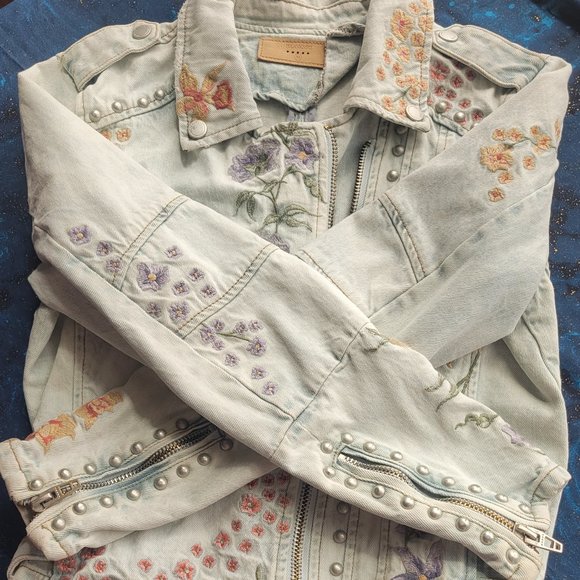 Blank NYC Jean Hardware Embroidered Jacket - Picture 4 of 5